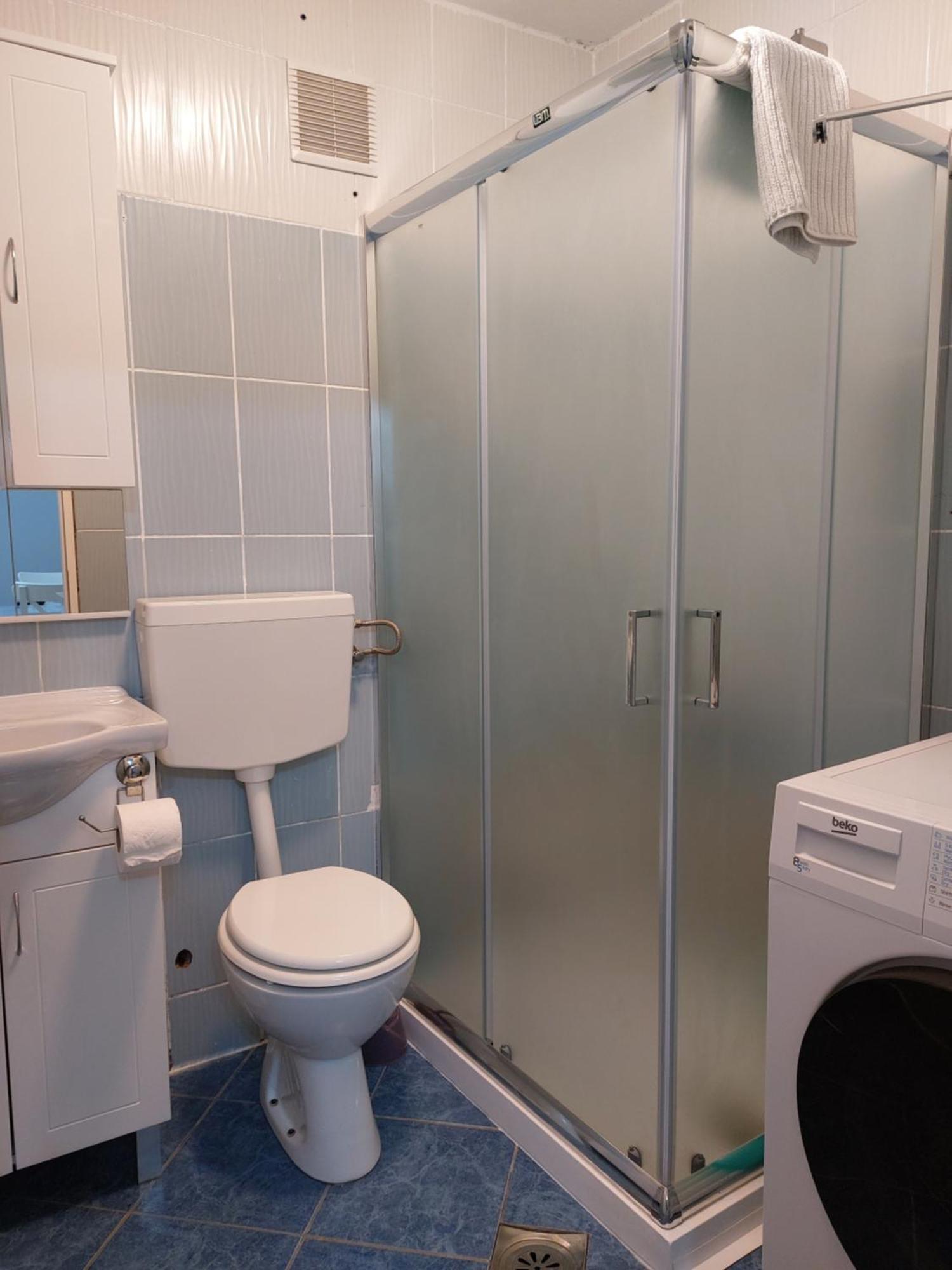 Sha La La - Charming, Unique Studio In A Historic Building Next To A Castle, Wifi, Smart Tv, Washer-Dryer Bakar Ngoại thất bức ảnh